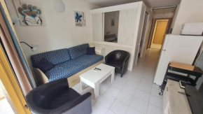 Bonito apartamento con piscina